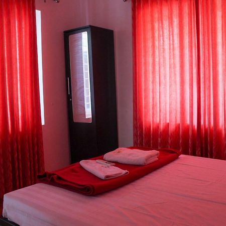 Magic Land Resorts Athirapally Irinjalakuda Exterior foto